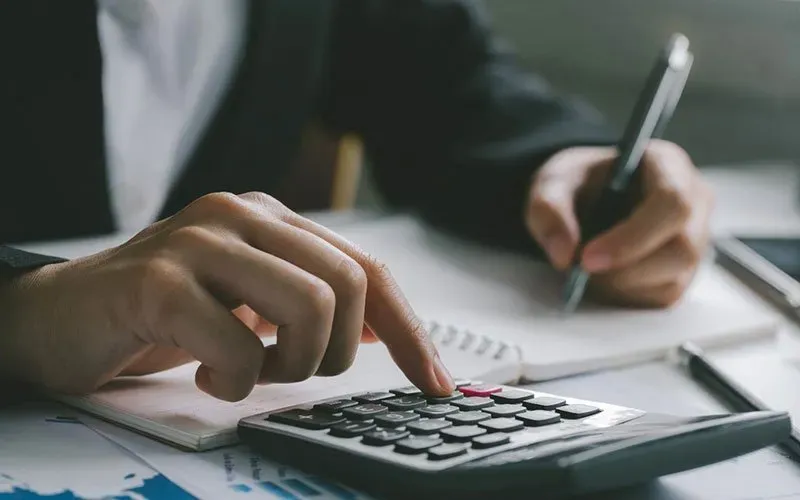 Qué son los aportes parafiscales en Colombia, explicado por M_Abogados